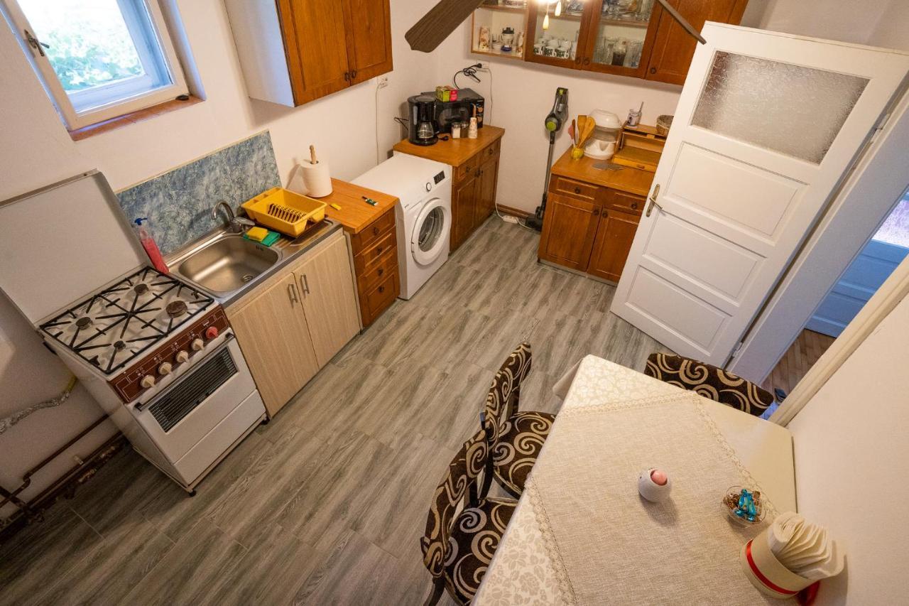Doi Bujori Appartement Alba Iulia Buitenkant foto