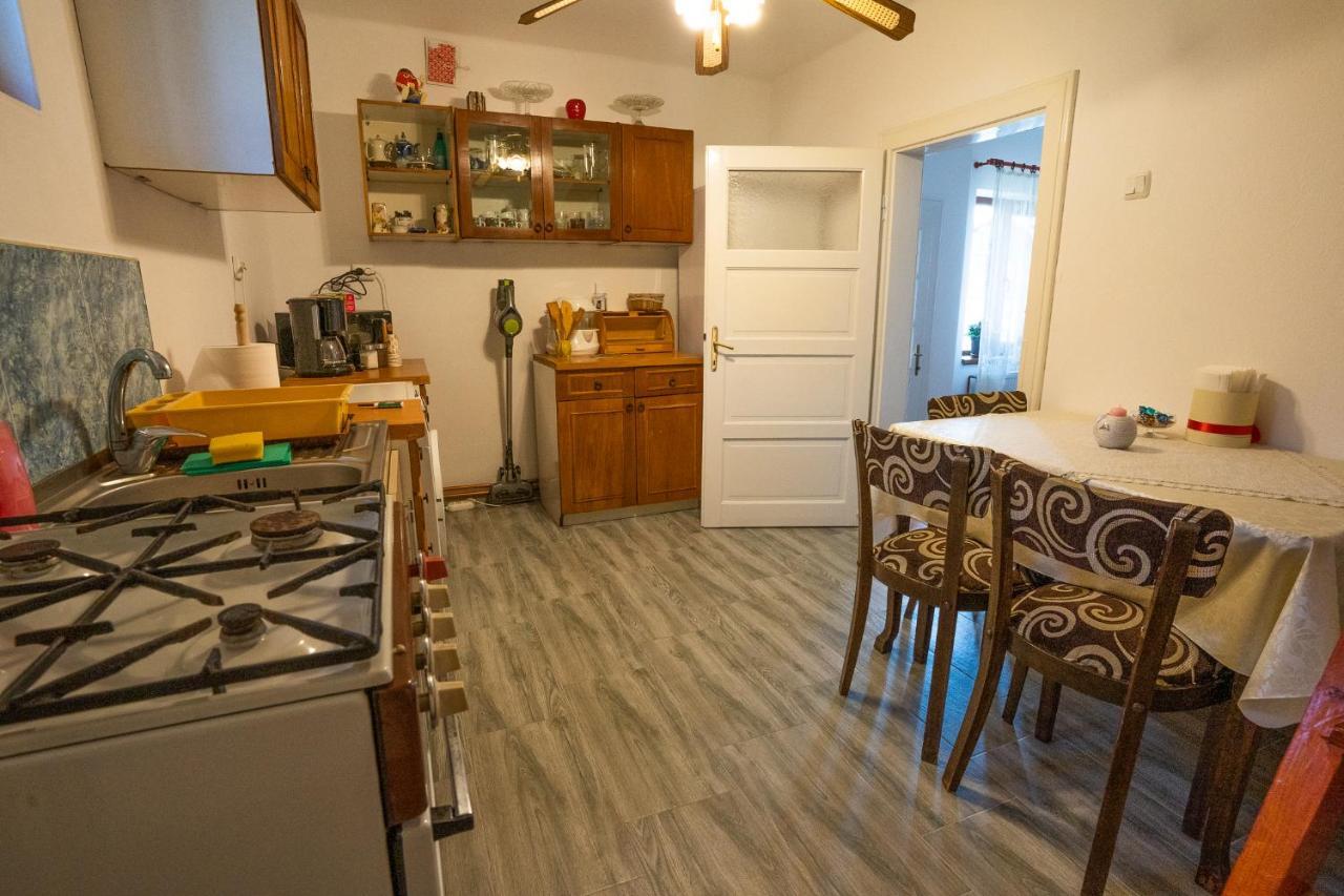 Doi Bujori Appartement Alba Iulia Buitenkant foto