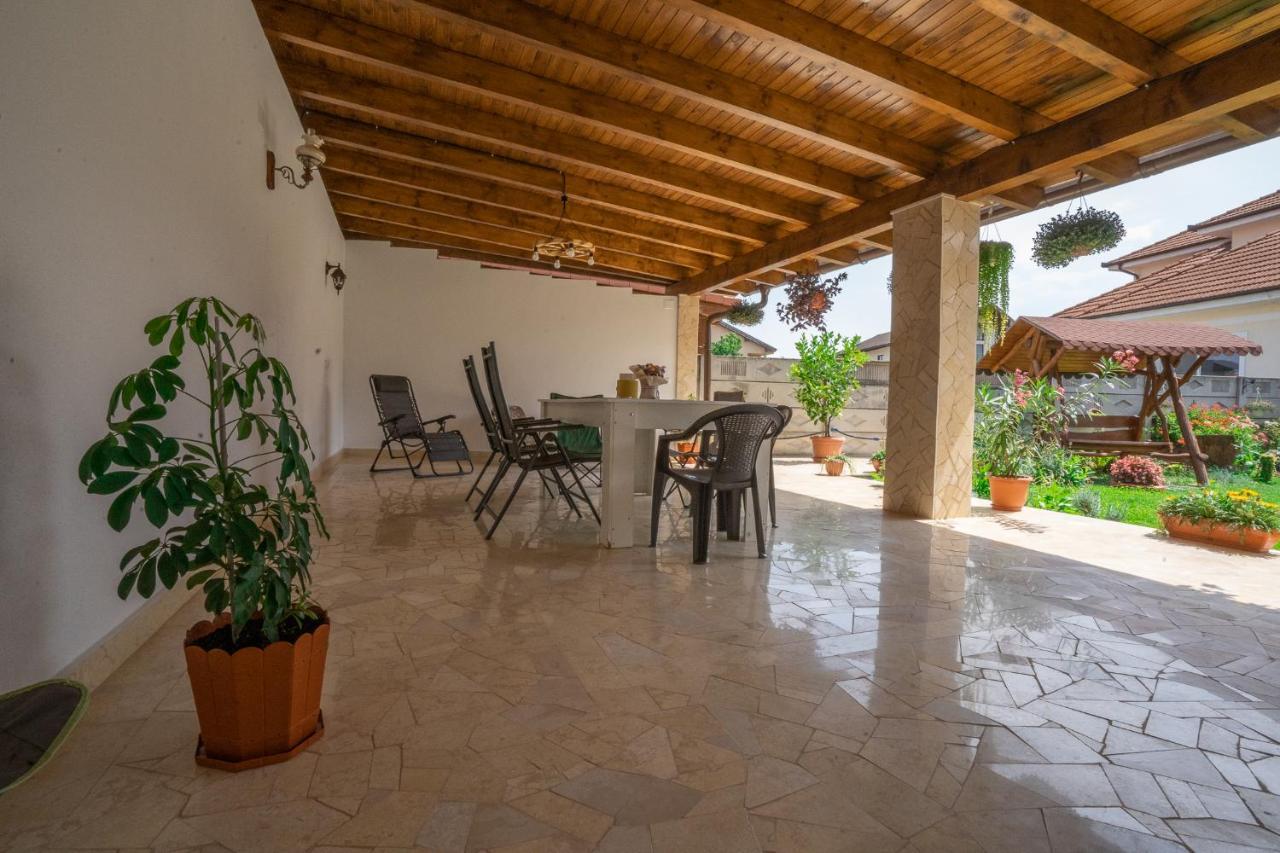 Doi Bujori Appartement Alba Iulia Buitenkant foto