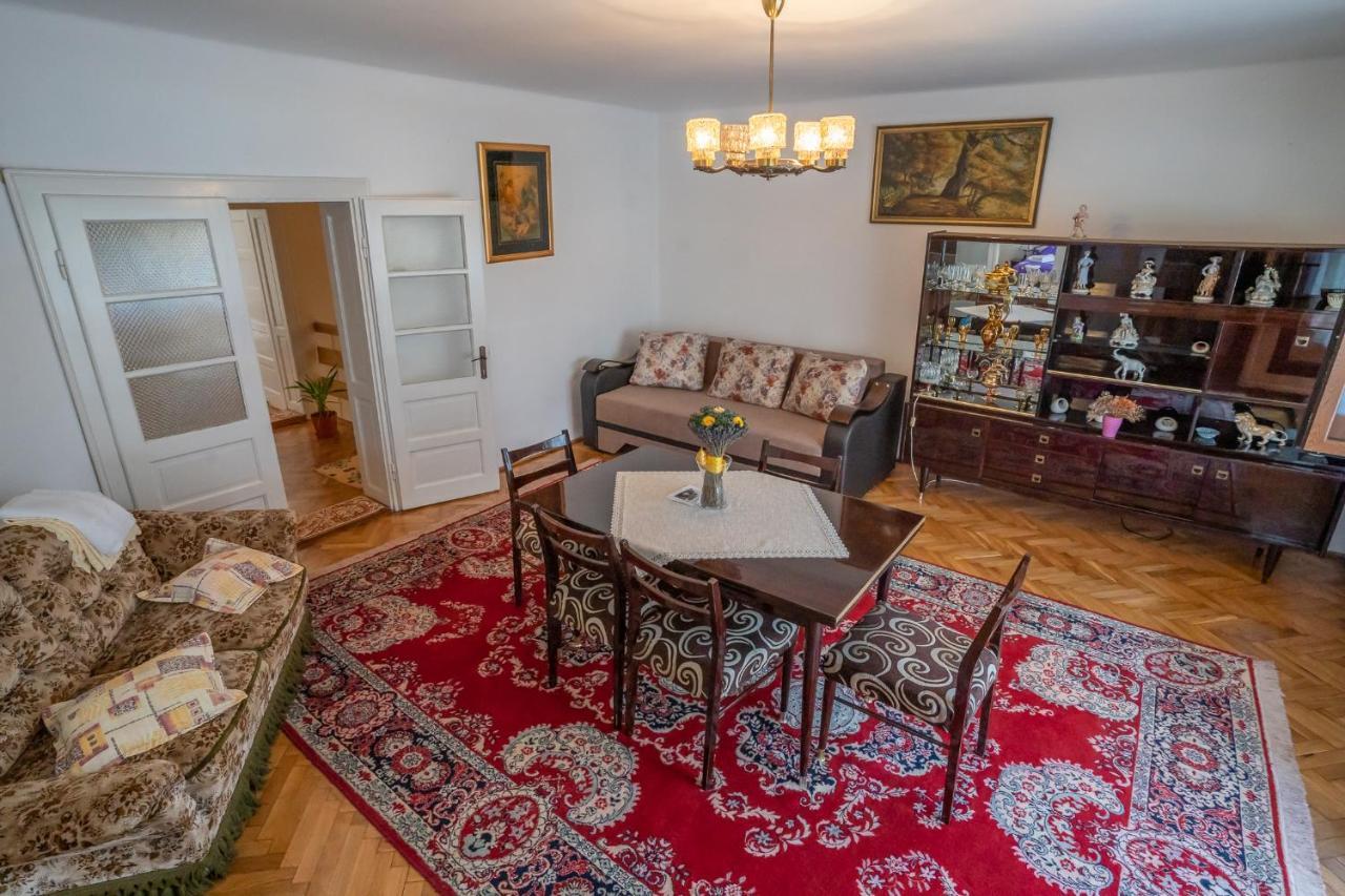 Doi Bujori Appartement Alba Iulia Buitenkant foto